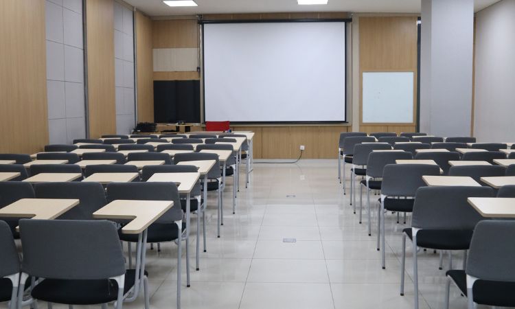 Kelas (2)